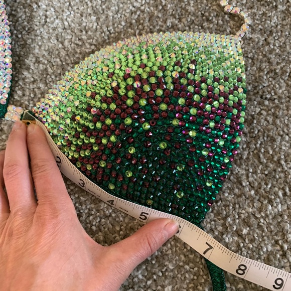 Competition Bikini - Picture 6 of 7